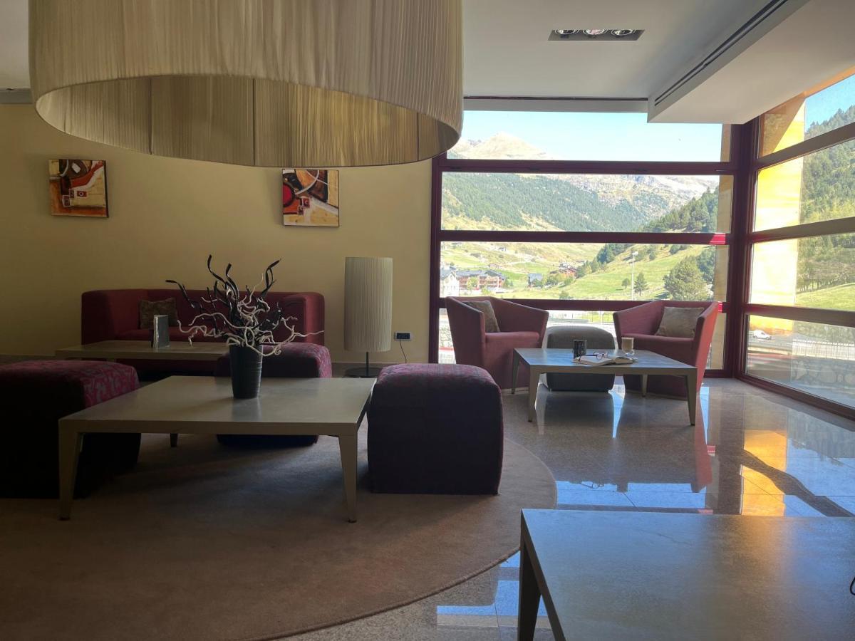Wuau! Hotel Galanthus & Spa Canillo Luaran gambar