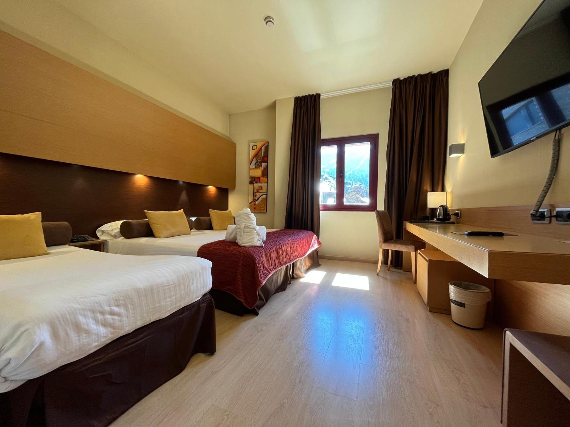 Wuau! Hotel Galanthus & Spa Canillo Luaran gambar