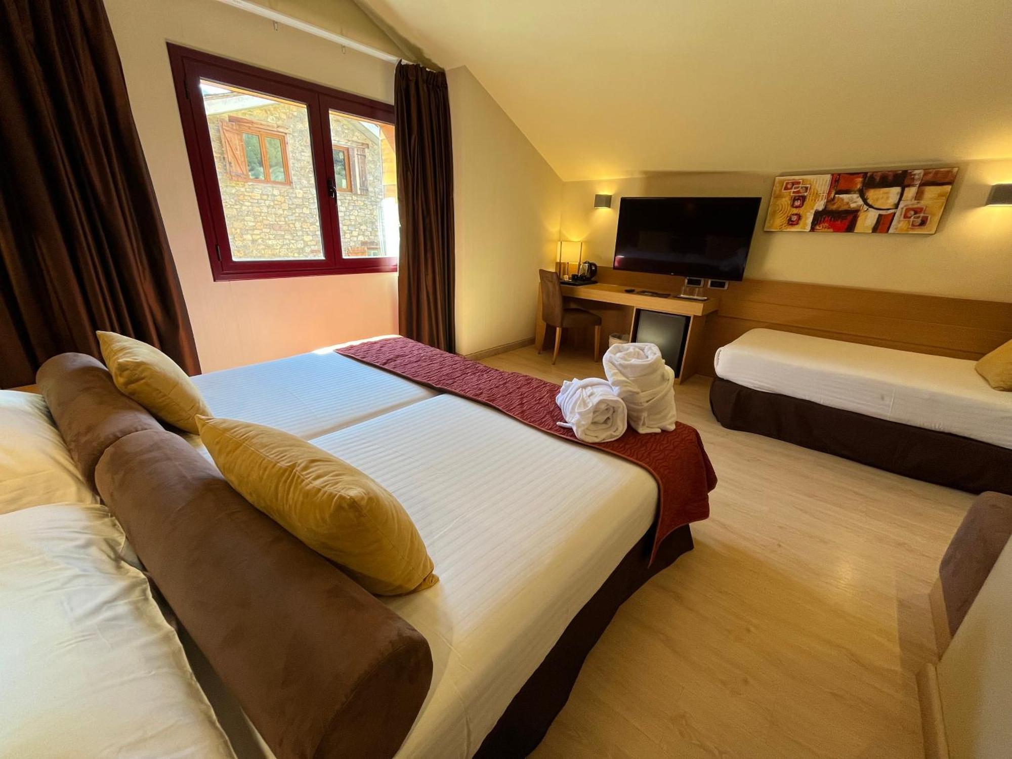 Wuau! Hotel Galanthus & Spa Canillo Luaran gambar