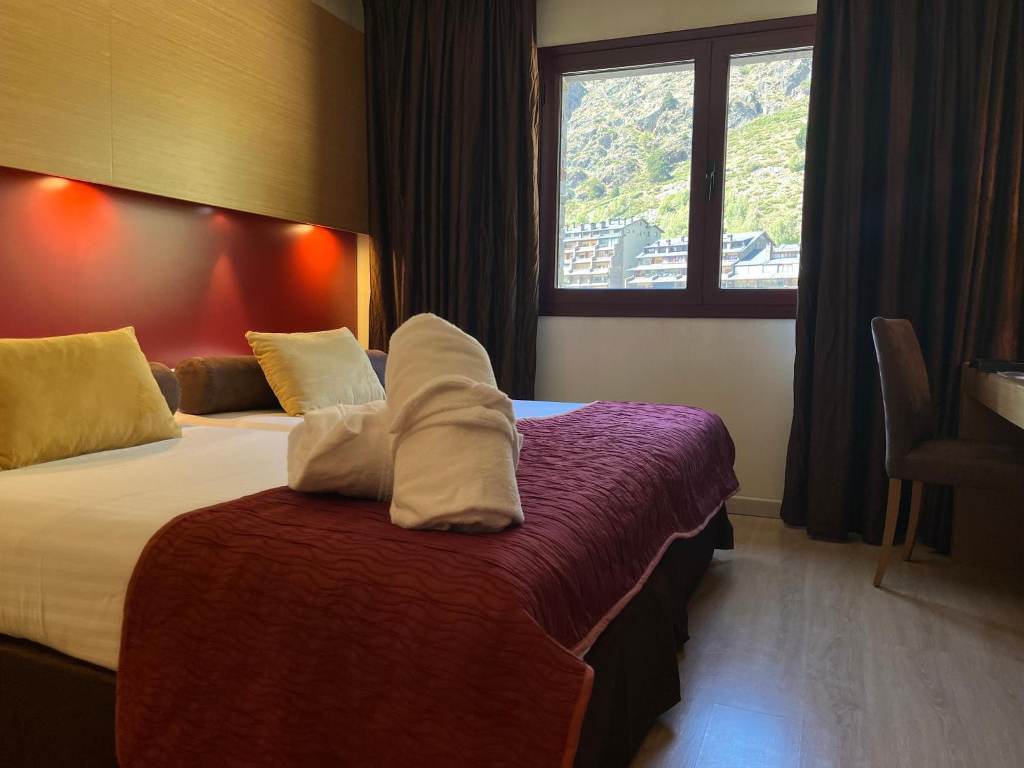 Wuau! Hotel Galanthus & Spa Canillo Luaran gambar